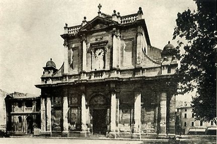 Faade occidentale de la collgiale Notre-Dame des Anges  l'Isle-sur-la-Sorgue - Vaucluse