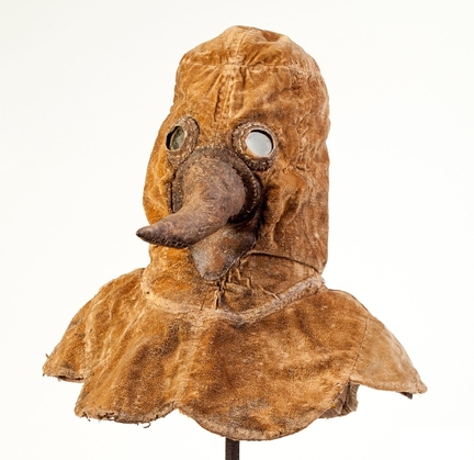 German Historical Museum - Masque  bec qui aurait t port par les mdecins lors des pandmies de peste