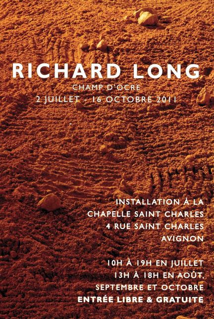 Richard Long - Champ d'ocre - Installation Chapelle Saint-Charles - Avignon - 2011