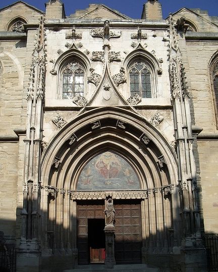 Ancienne cathdrale Saint-Siffrein - Porte Juive - Place Saint-Siffrein  Carpentras - Vaucluse