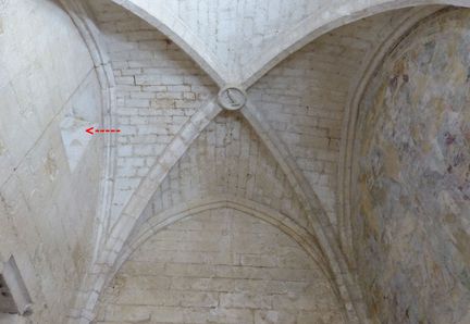 Abbaye Saint-Hilaire, monument historique class des XIIe et XIIIe sicles, premier btiment conventuel carme (XIIIe sicle) du Comtat Venaissin (1274-1791) - Mnerbes - Vaucluse - Vote de la chapelle annexe du XIVe sicle.