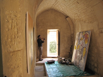 Abbaye Saint-Hilaire, monument historique class des XIIe et XIIIe sicles, premier btiment conventuel carme (XIIIe sicle) du Comtat Venaissin (1274-1791) - Mnerbes - Vaucluse - Laurent Xavier Cabrol - 2009