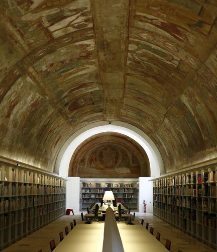 Reproduction de la vote de la nef de l'abbaye de Saint-Savin-sur-Gartempe - Bibliothque de la Cit de l'architecture et du patrimoine  Paris