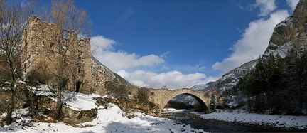 Le pont du Moulin ou de Serpeigier sur le Verdon,  Thorame-Haute - Alpes-de-Haute-Provence