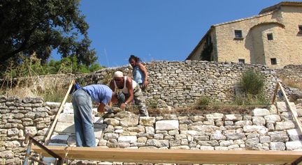 Maison des Mtiers du Patrimoine du Luberon - Les "Pierreux de l'architecture vernaculaire"