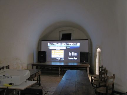 2012 09 16 - Projection du film "3 Villages 3 Histoires"  l'abbaye Saint-Hilaire - Vaucluse