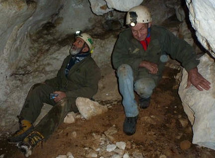 Roger Jouve, grotte Saint-Castor, Mnerbes, 05/01/2013