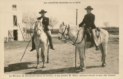 Le marquis Folco de Baroncelli-Javon et son gendre Henri Aubanel