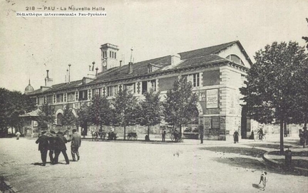 Halles centrale de Pau, place des coles (actuelle place de la Rpublique) - Archives municipales de la ville de Pau