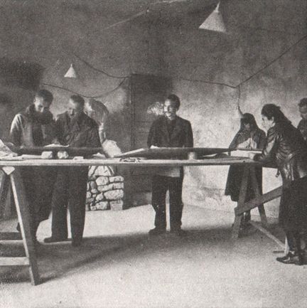 Oppde-le-Vieux - atelier d'architectes - photographie de 1941 illustant l'article