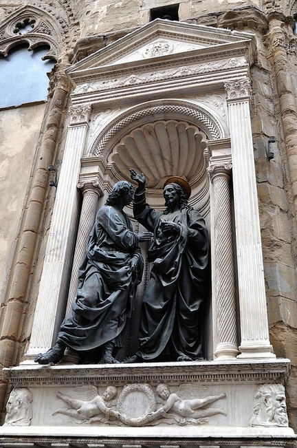 L'Incrdulit de saint Thomas (vers 1476-1483), sculpure en bronze, 230 cm, glise Orsanmichele, Florence - Italie